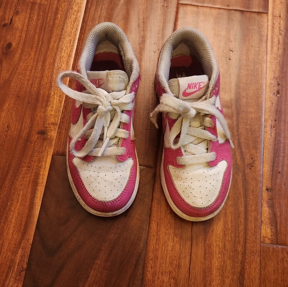 Nike Dunk Low - Picture 2 of 7